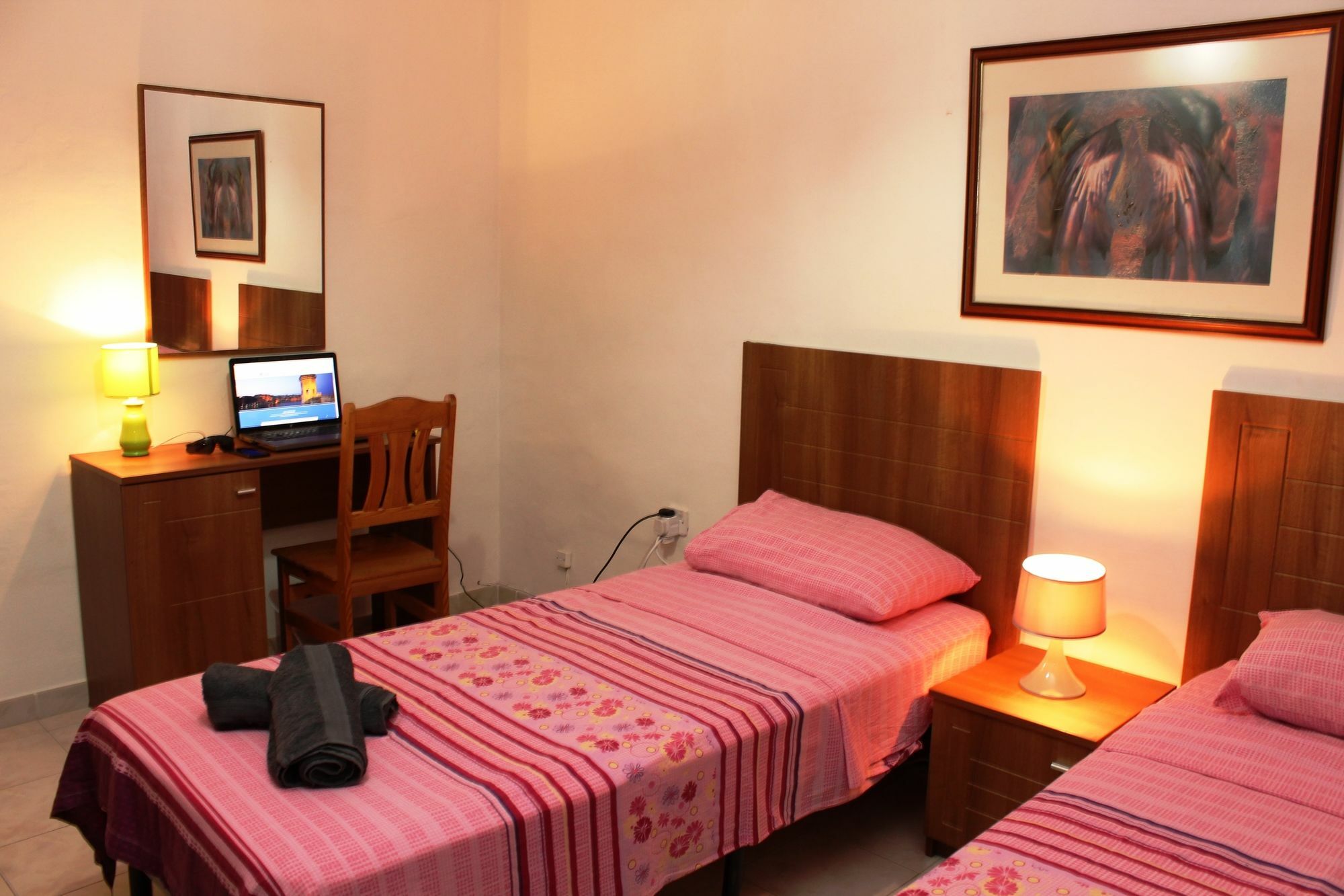 Apartment Bayview 2 Bedroom Seaview With Large Terrace With Panoramic Views - By Getawaysmalta